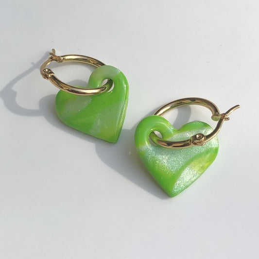 Boucles d'Oreilles Créoles Pampilles Cœurs - Vert Primevère