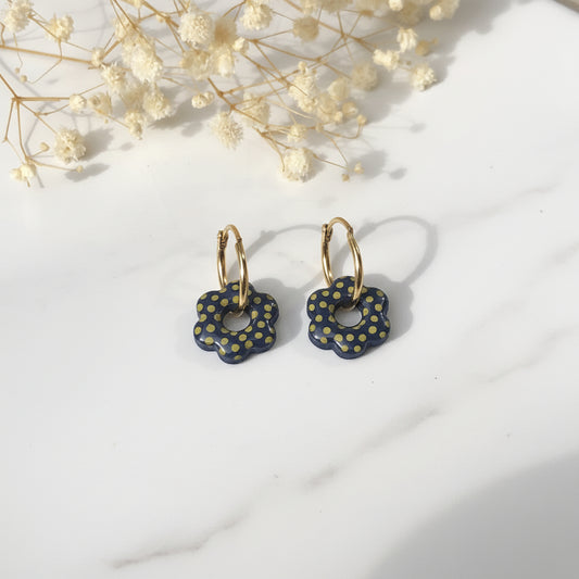 Boucles d'Oreilles Créoles Pampilles Fleurs - Bleu Windsor à Pois