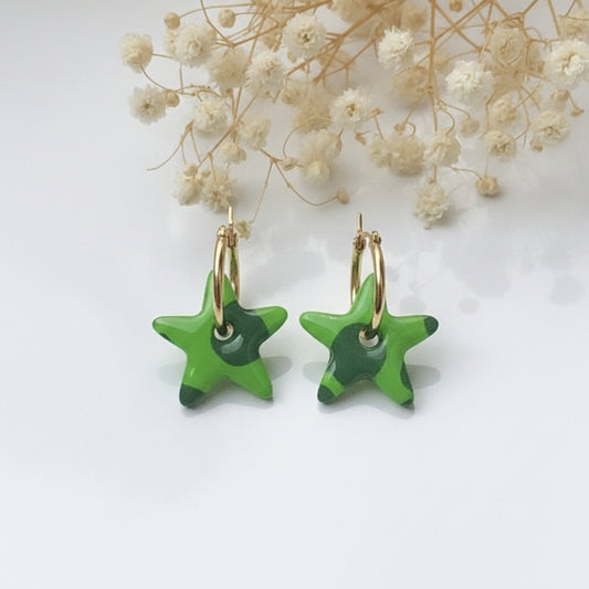 Boucles d'Oreilles Créoles Pampilles Étoiles - Vert à Pois