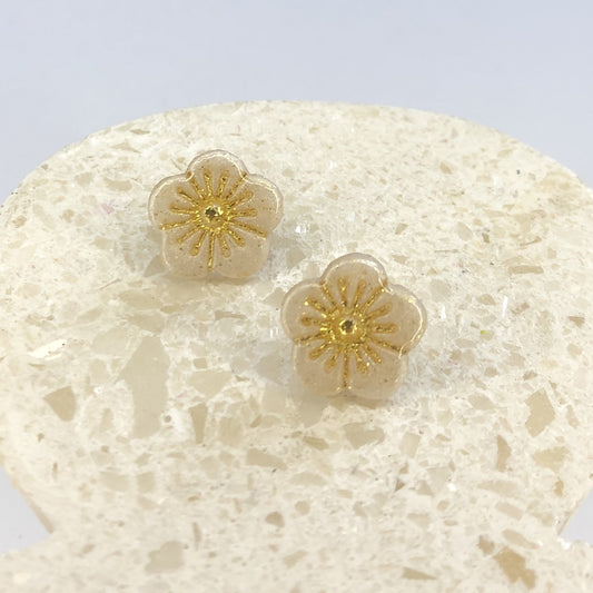Puces d'Oreilles Fleurs - Beige Or et Or