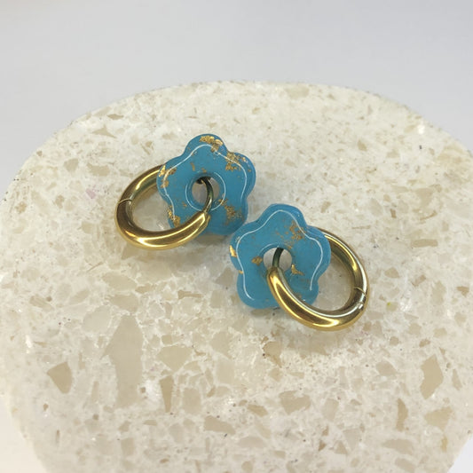 Boucles d'Oreilles Créoles Pampilles Small Fleurs - Bleu Menthe et Or