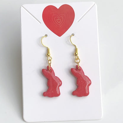Boucles d'Oreilles Pendantes Lapins - Rouge Cerise Pailleté