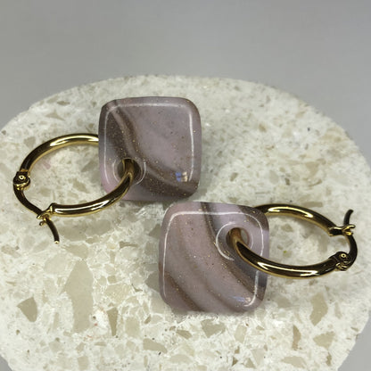 Boucles d'Oreilles Créoles Pampilles Carrées - Rose Marbré