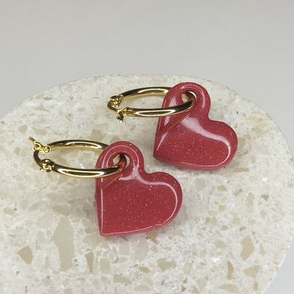 Boucles d'Oreilles Créoles Pampilles Cœurs - Rouge Éclats d'Or