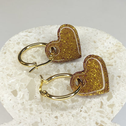 Boucles d'Oreilles Créoles Pampilles Cœurs - Beige Sable et Or