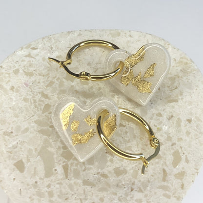 Boucles d'Oreilles Créoles Pampilles Cœurs - Blanc et Or