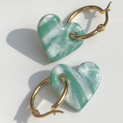 Boucles d'Oreilles Créoles Pampilles Cœurs - Vert Sauge Voilé