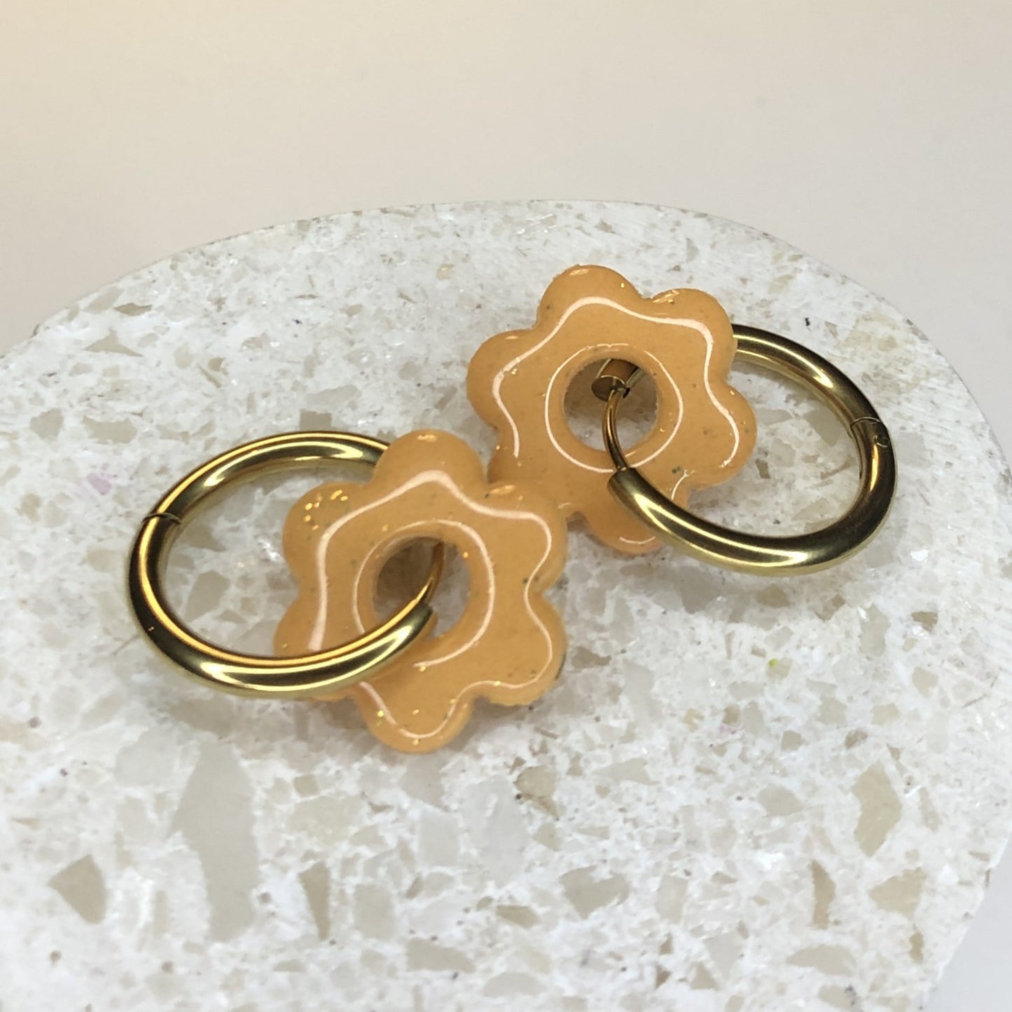 Boucles d'Oreilles Créoles Pampilles Fleurs - Orange Aurore