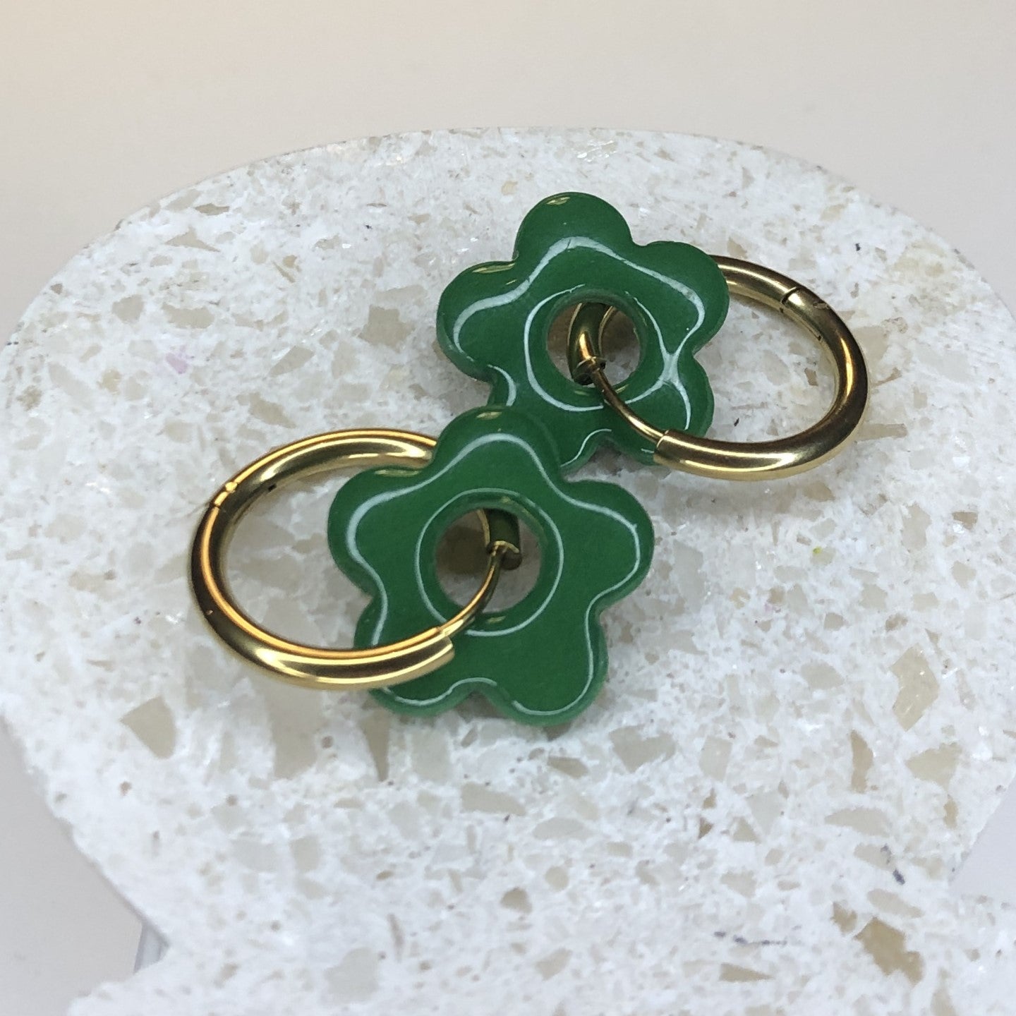 Boucles d'Oreilles Créoles Pampilles Fleurs - Vert Sapin