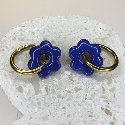 Boucles d'Oreilles Créoles Pampilles Fleurs - Bleu Ultra Marin