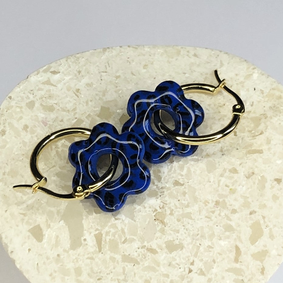 Boucles d'Oreilles Créoles Pampilles Fleurs - Léopard Bleu Pacifique