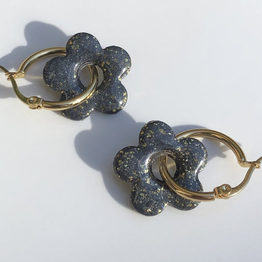 Boucles d'Oreilles Créoles Pampilles Fleurs - Gris Foncé Métallisé et Or