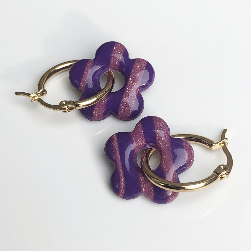 Boucles d'Oreilles Créoles Pampilles Fleurs 5 Pétales - Violet Prune et Lavande Scintillant Rayé