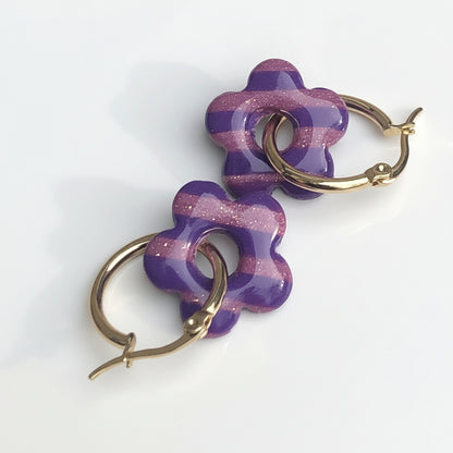 Boucles d'Oreilles Créoles Pampilles Fleurs 5 Pétales - Violet Prune et Lavande Scintillant Rayé