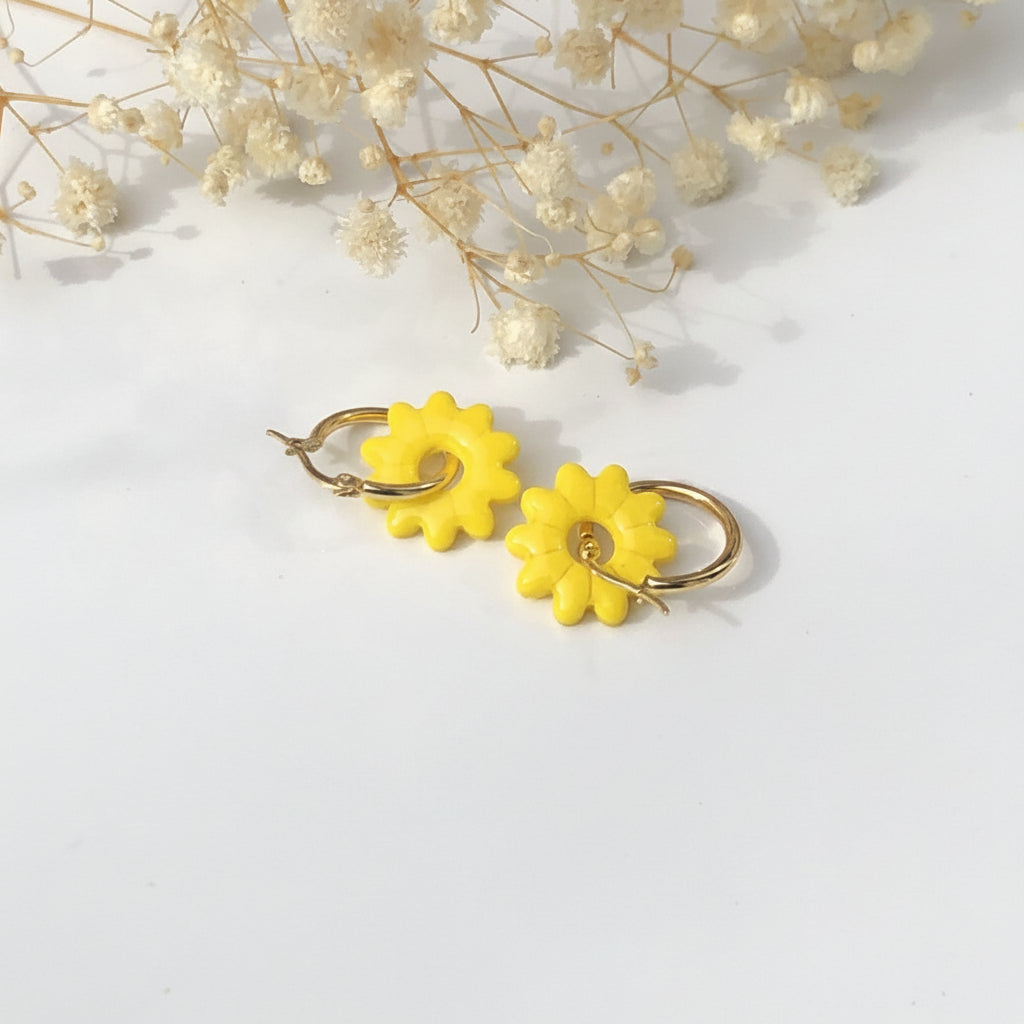 Boucles d'Oreilles Créoles Pampilles Fleurs - Jaune