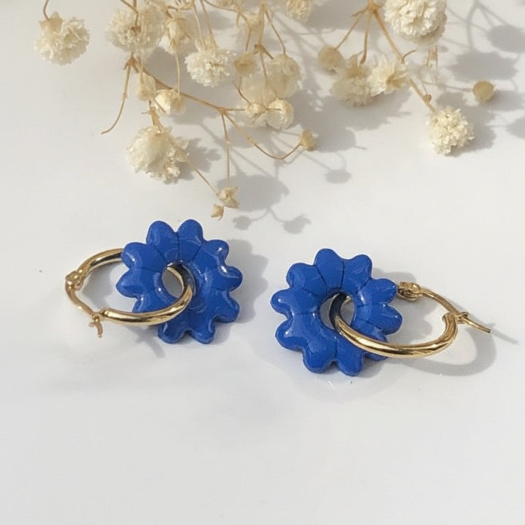Boucles d'Oreilles Créoles Pampilles Fleurs - Bleu Pacifique