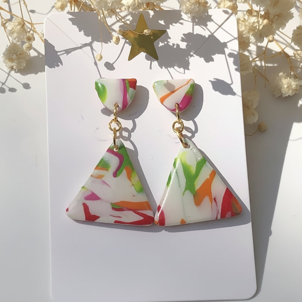 Boucles d'Oreilles Pendantes Triangles - Blanc Printemps