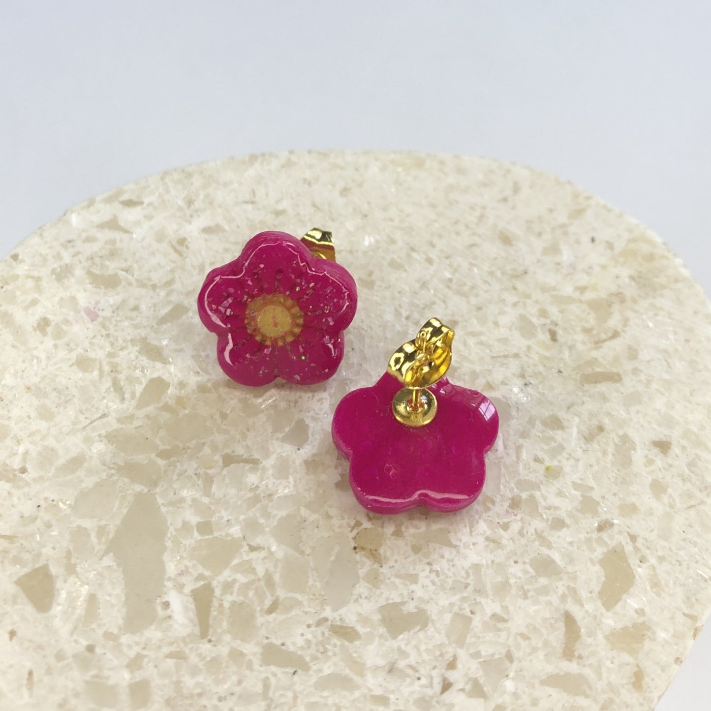 Puces d'Oreilles Fleurs - Rose Fuchsia, Jaune et Paillettes
