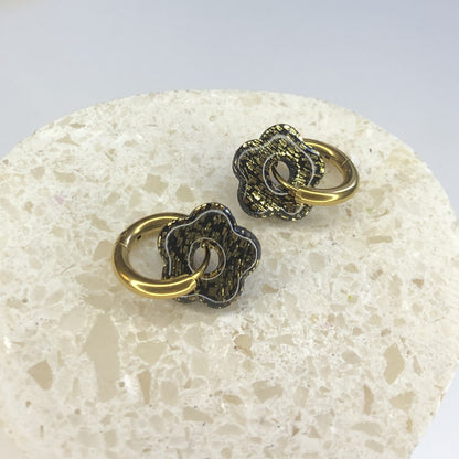 Boucles d'Oreilles Créoles Pampilles Small Fleurs - Noir et Or