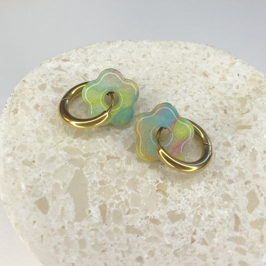 Boucles d'Oreilles Créoles Pampilles Small Fleurs - Arc-en-ciel