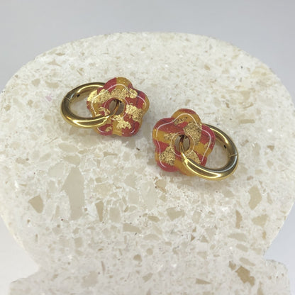 Boucles d'Oreilles Créoles Pampilles Small Fleurs - Bordeaux, Jaune Or et Or