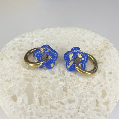 Boucles d'Oreilles Créoles Pampilles Small Fleurs - Bleu Pacifique, Or et Paillettes