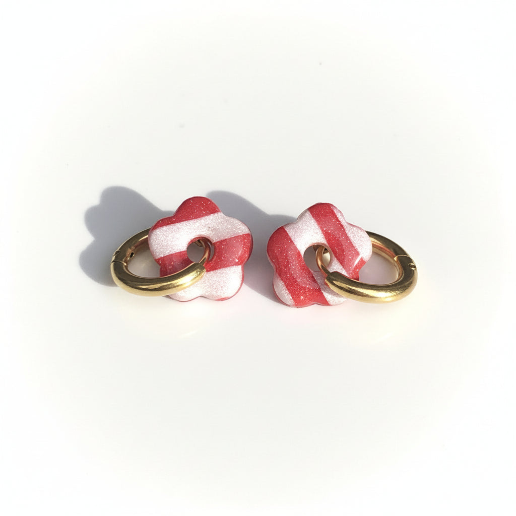 Boucles d'Oreilles Créoles Petites Pampilles Fleurs - Rouge et Blanc Rayé