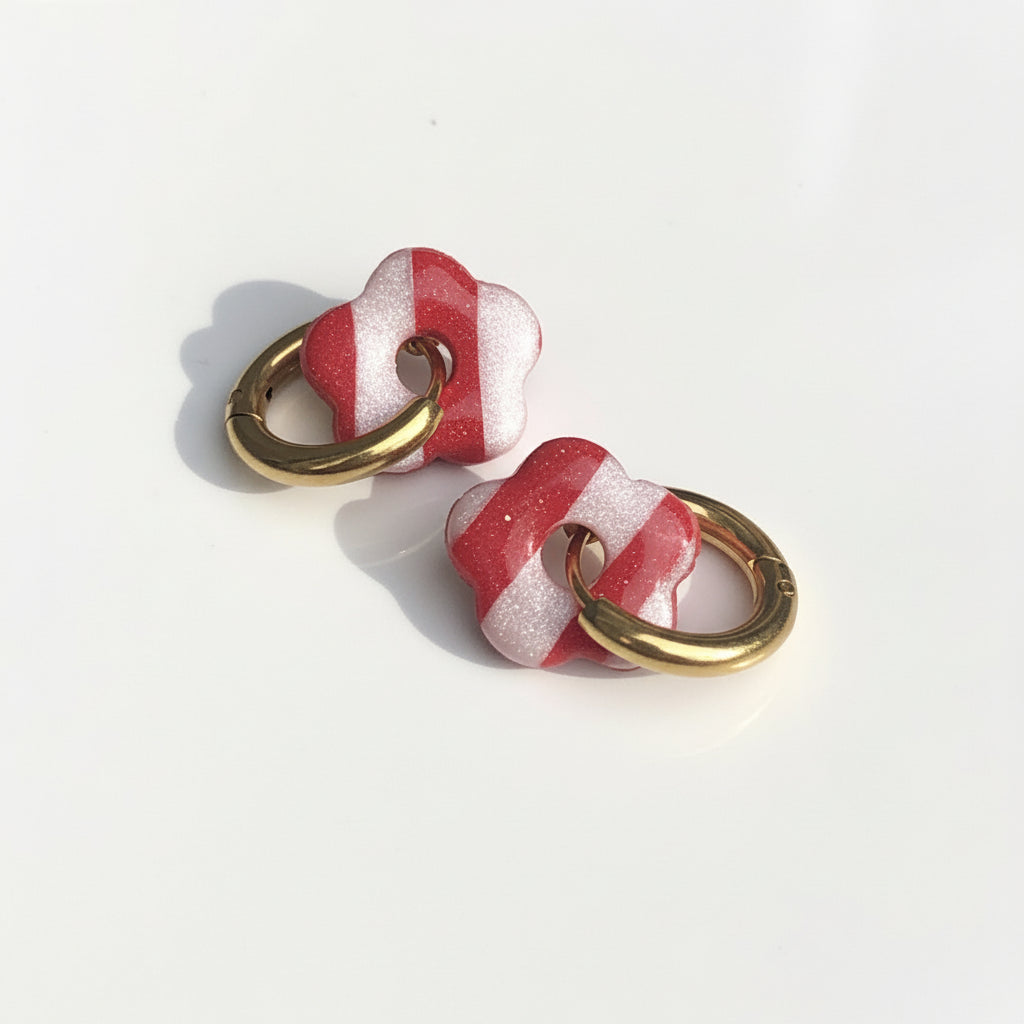 Boucles d'Oreilles Créoles Petites Pampilles Fleurs - Rouge et Blanc Rayé